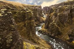 Island - Fjadrargljufur Canyon (1)